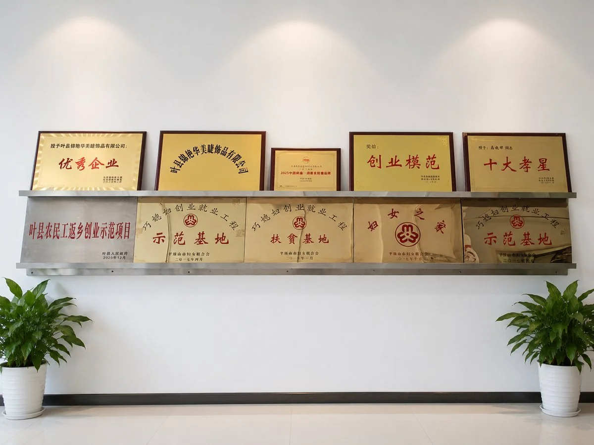 Lash manufacturer China factory workstations